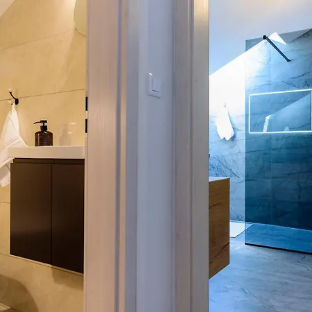 Silent Luxury Apartment *